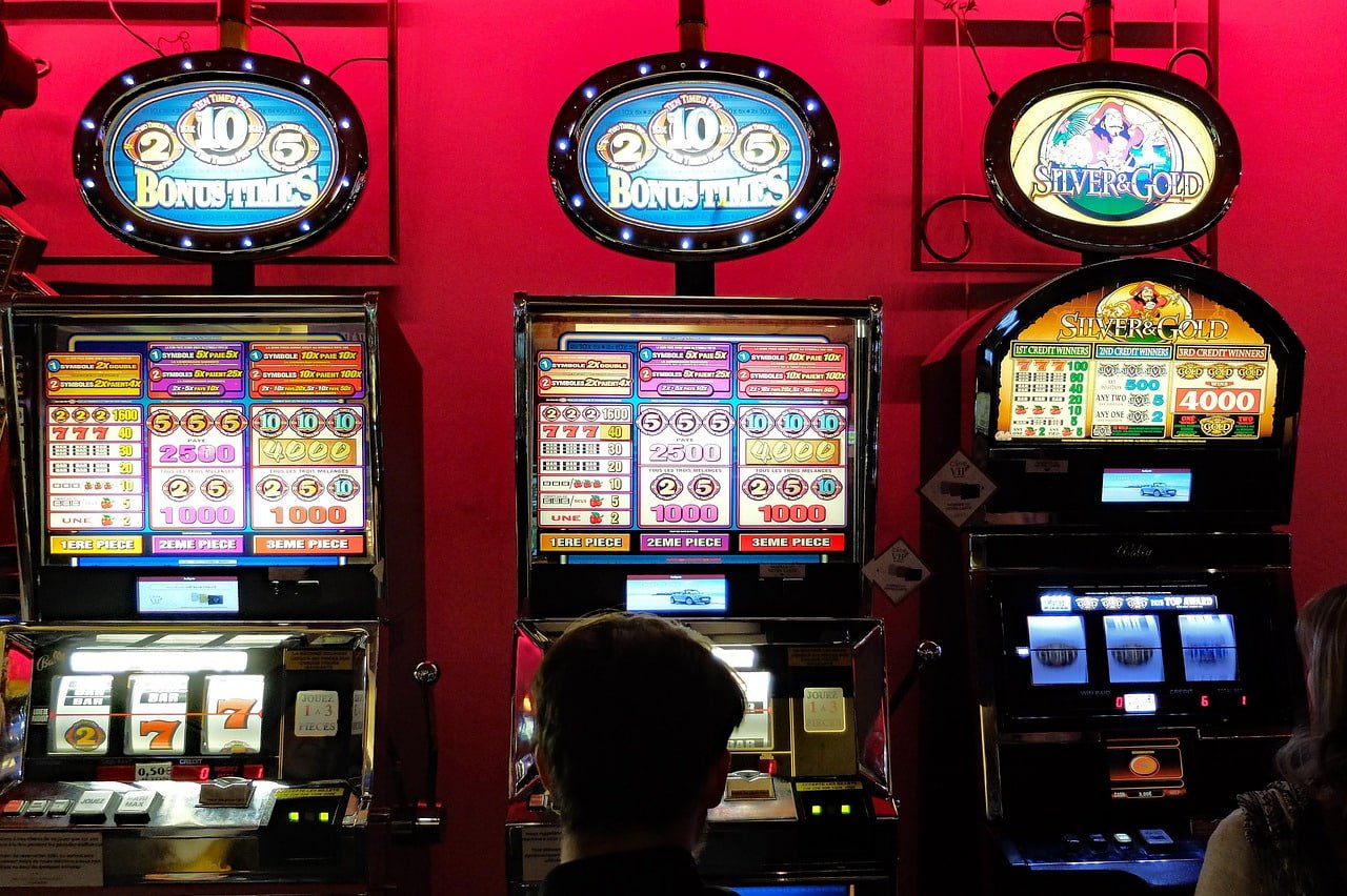 cambodia pools payment gateway showing DANA QRIS BCA OVO GoPay options for Sydney Pools betting